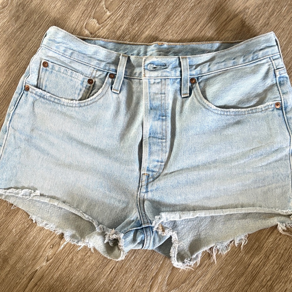 Levi's Women's Denim Shorts in Light Blue